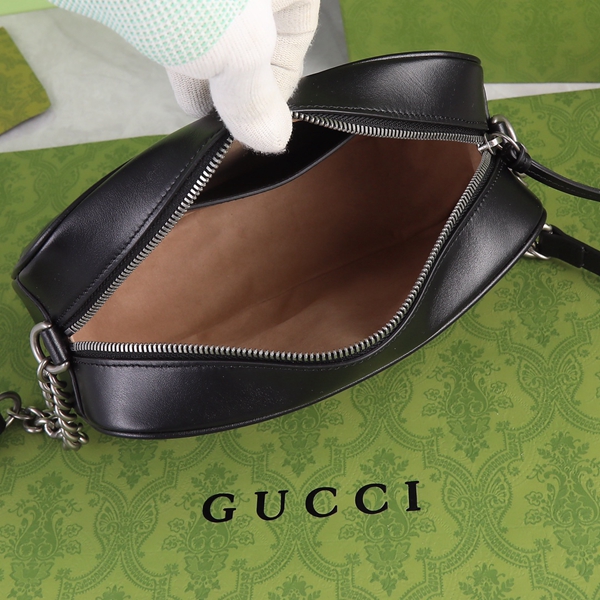 グッチバッグ着用イメージ